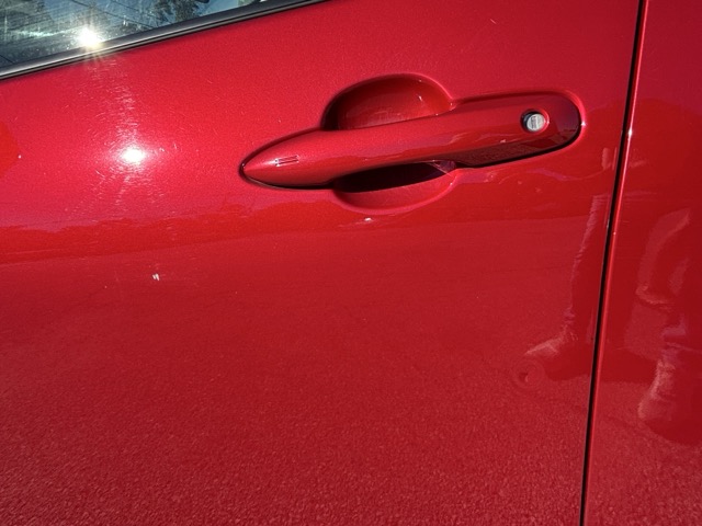 Used 2021 Toyota Prius LE FWD image 26