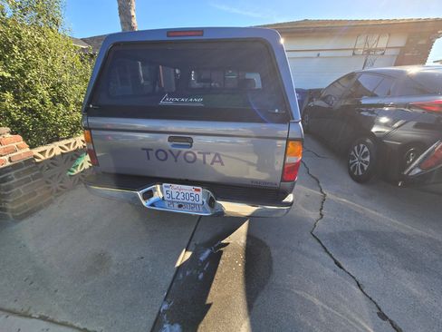 Used 1997 Toyota Tacoma 2WD Regular Cab image 9