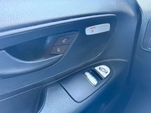 Used 2023 Mercedes-Benz Metris image 18
