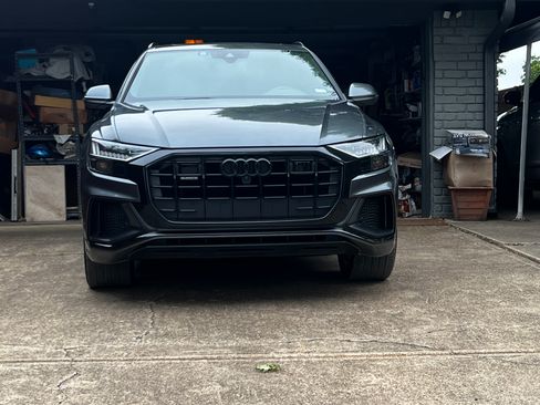 Used 2021 Audi Q8 Premium Plus w/ Premium Plus Package AWD/4WD image 2