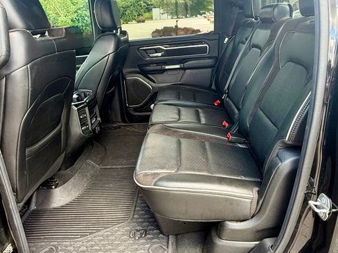 Used 2019 RAM 1500 Laramie w/ Sport Appearance Package AWD/4WD image 11