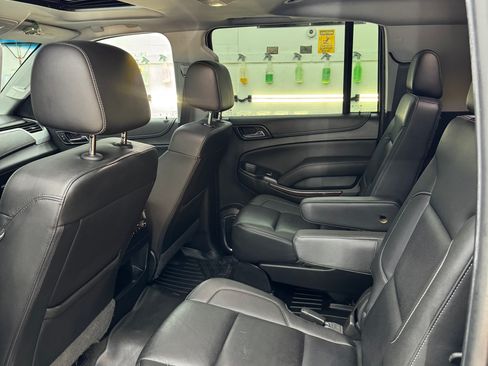Used 2019 GMC Yukon XL SLT image 6
