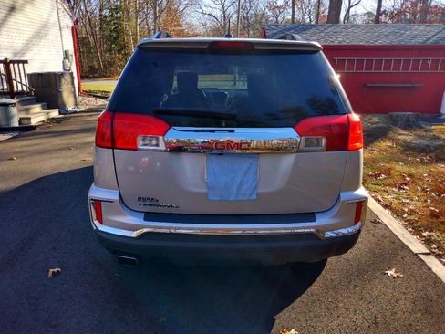 Used 2017 GMC Terrain SLT image 8