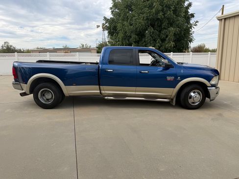 Used 2011 RAM 3500 Laramie RWD image 4