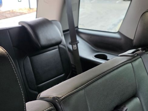 Used 2018 GMC Yukon SLT image 26