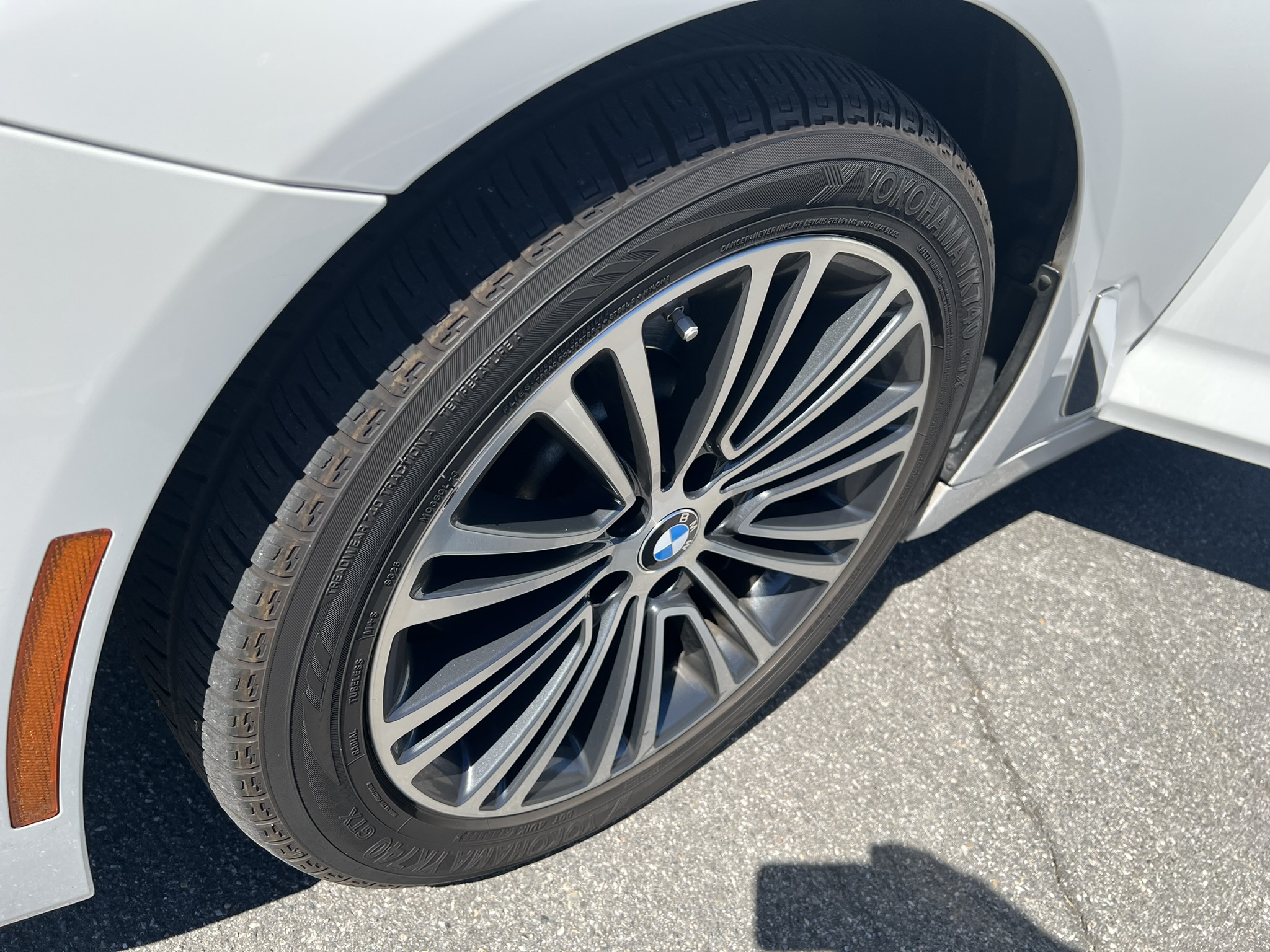 Used 2018 BMW 530i w/ Premium Package RWD image 13