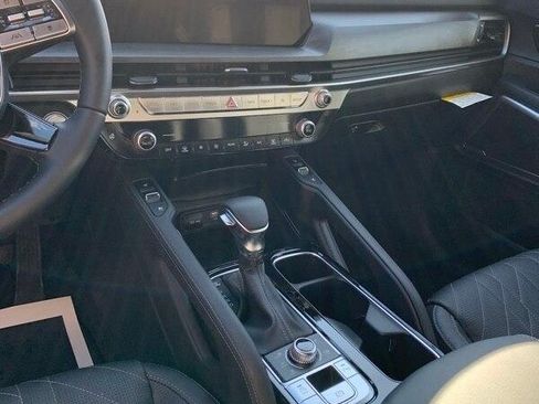 Used 2023 Kia Telluride EX X-Line image 4