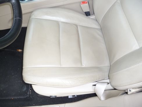 Used 2019 Jeep Grand Cherokee Limited image 4