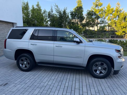 Used 2019 Chevrolet Tahoe LS image 9