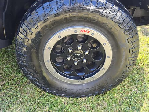 Used 2014 Ford F150 Raptor w/ Equipment Group 801A Luxury image 11