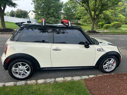 Used 2009 MINI Cooper S FWD image 4