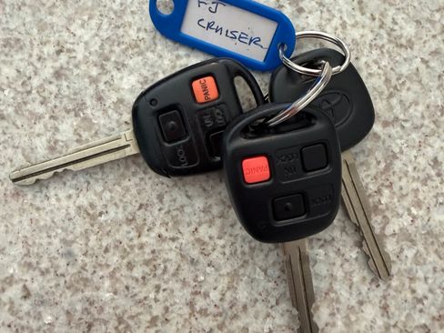 Used 2008 Toyota FJ Cruiser 4WD image 12