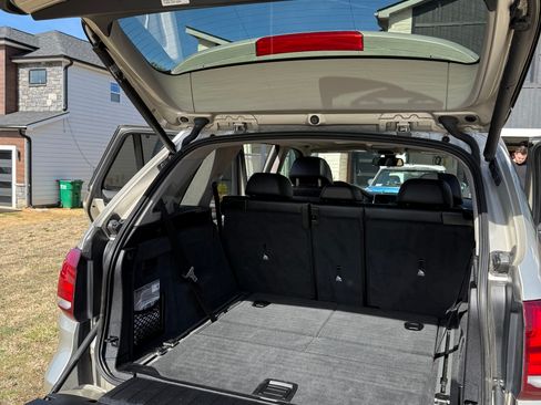 Used 2015 BMW X5 xDrive35d image 4