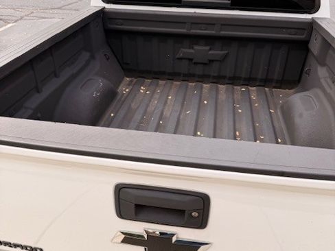 Used 2019 Chevrolet Colorado LT w/ Colorado RST Special Edition image 5