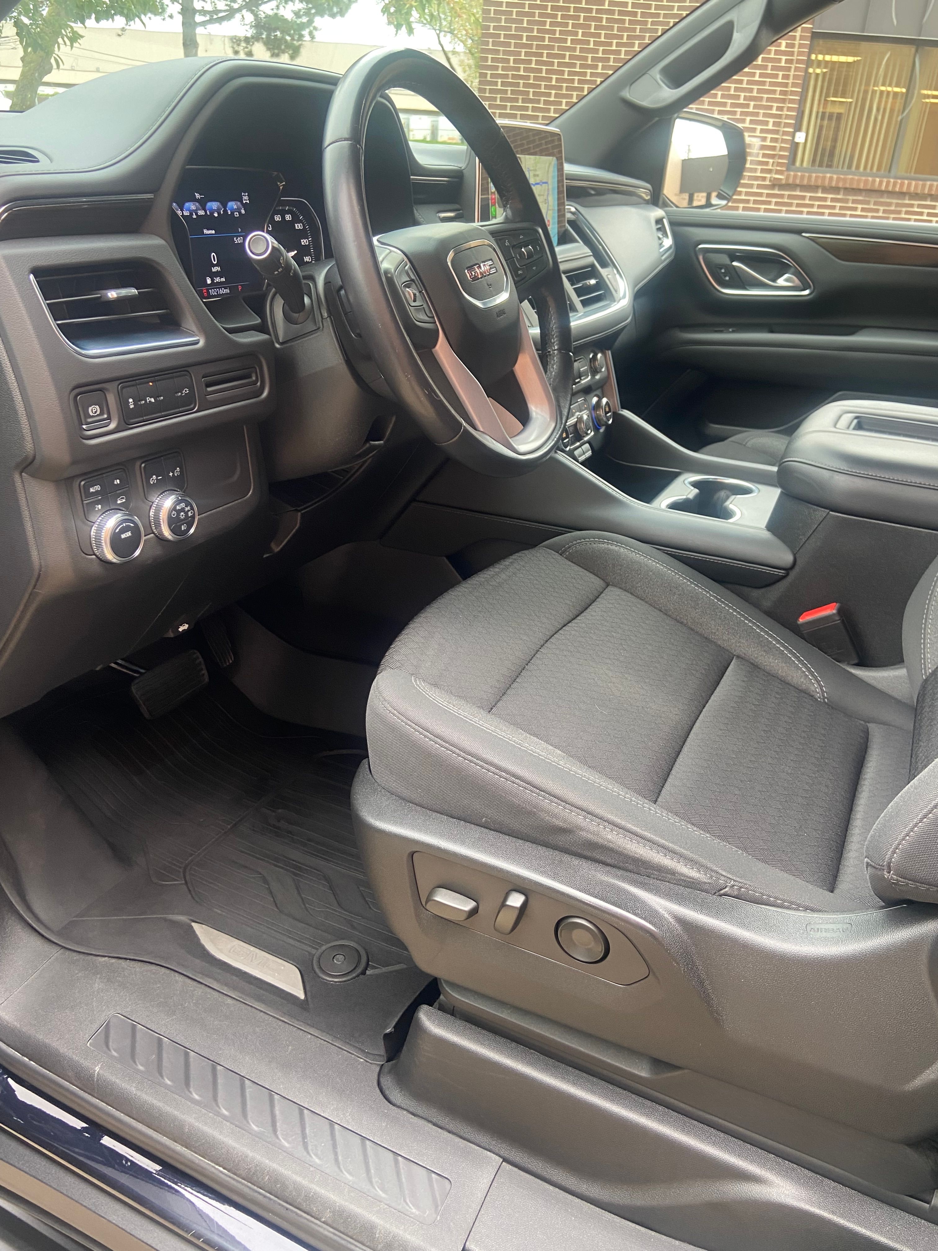 Used 2021 GMC Yukon SLE AWD/4WD image 12