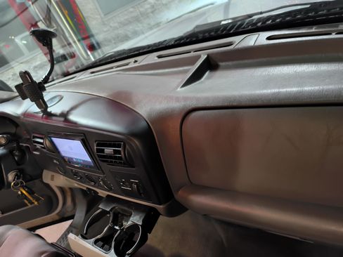 Used 2006 Ford F250 Lariat image 14