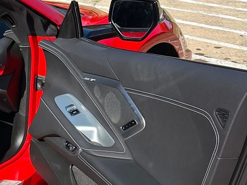 Used 2021 Chevrolet Corvette Stingray Preferred Cpe w/ Z51 Performance Package image 14