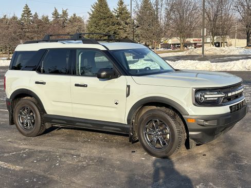 Used 2021 Ford Bronco Sport Big Bend w/ Big Bend Package (96B) image 2