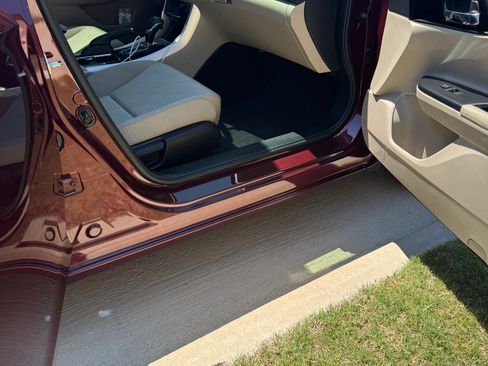 Used 2016 Honda Accord LX image 10