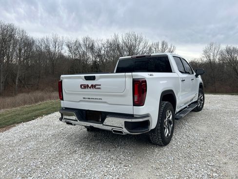 Used 2025 GMC Sierra 1500 SLT w/ SLT Premium Plus Package image 2