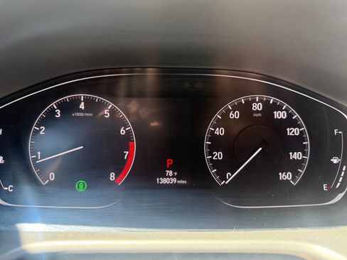 Used 2018 Honda Accord Touring image 14