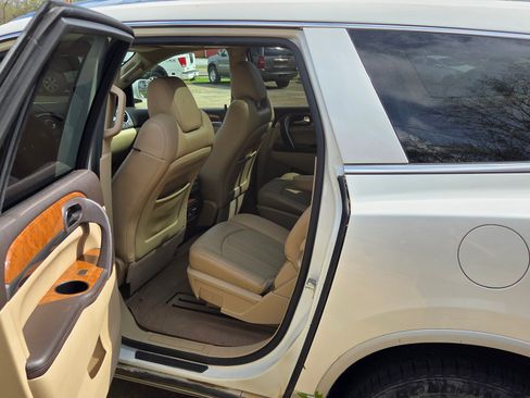 Used 2012 Buick Enclave Leather w/ LPO, Cargo Convenience Pkg image 2