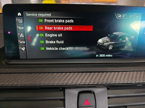 Used 2018 BMW M2 image 21