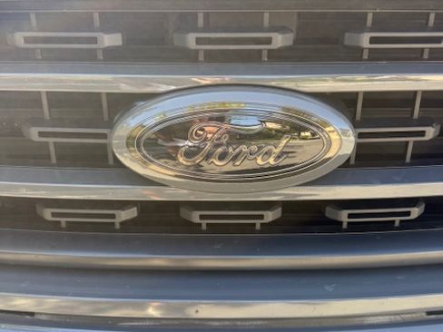 Used 2021 Ford F150 XLT w/ Equipment Group 302A High image 19