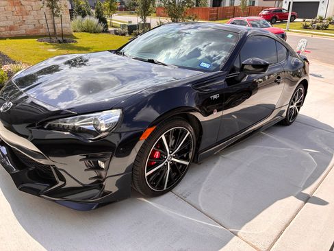 Used 2019 Toyota 86 TRD SE RWD image 5