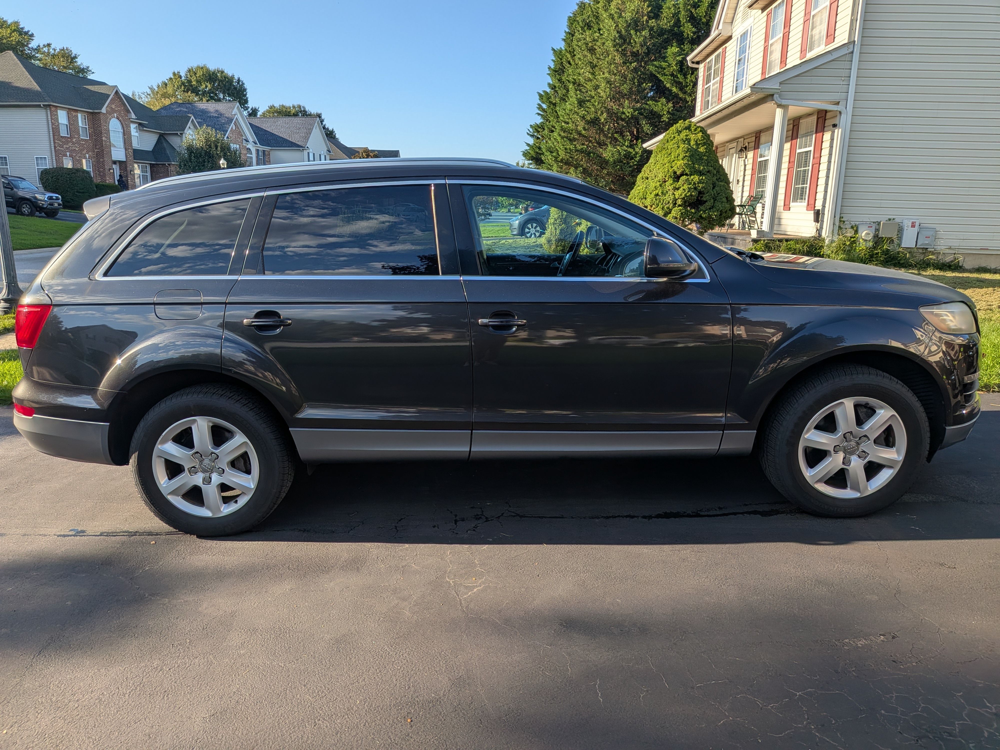 Used 2011 Audi Q7 3.0T Premium Plus AWD/4WD image 6