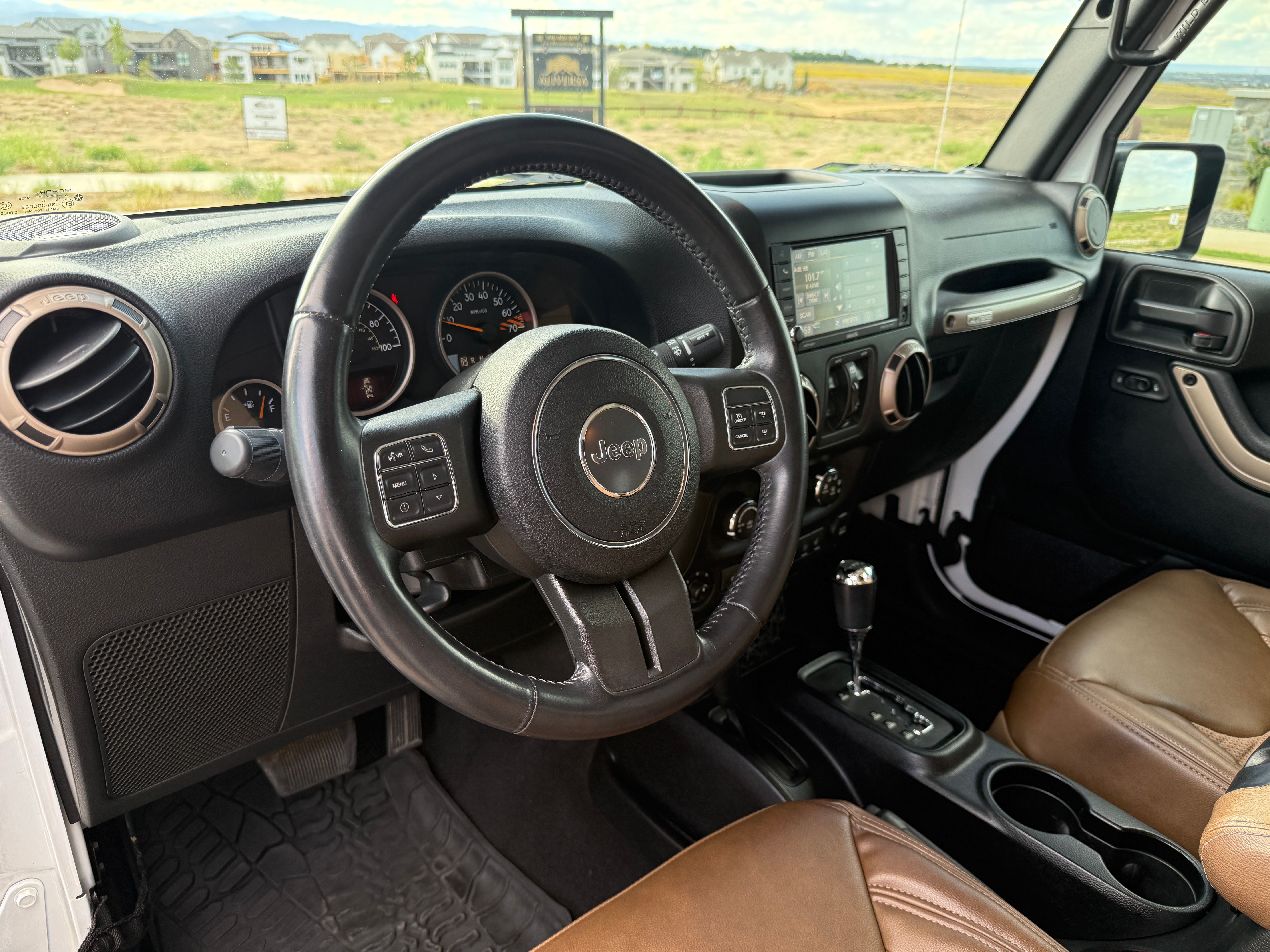 Used 2017 Jeep Wrangler Unlimited Sahara AWD/4WD image 15