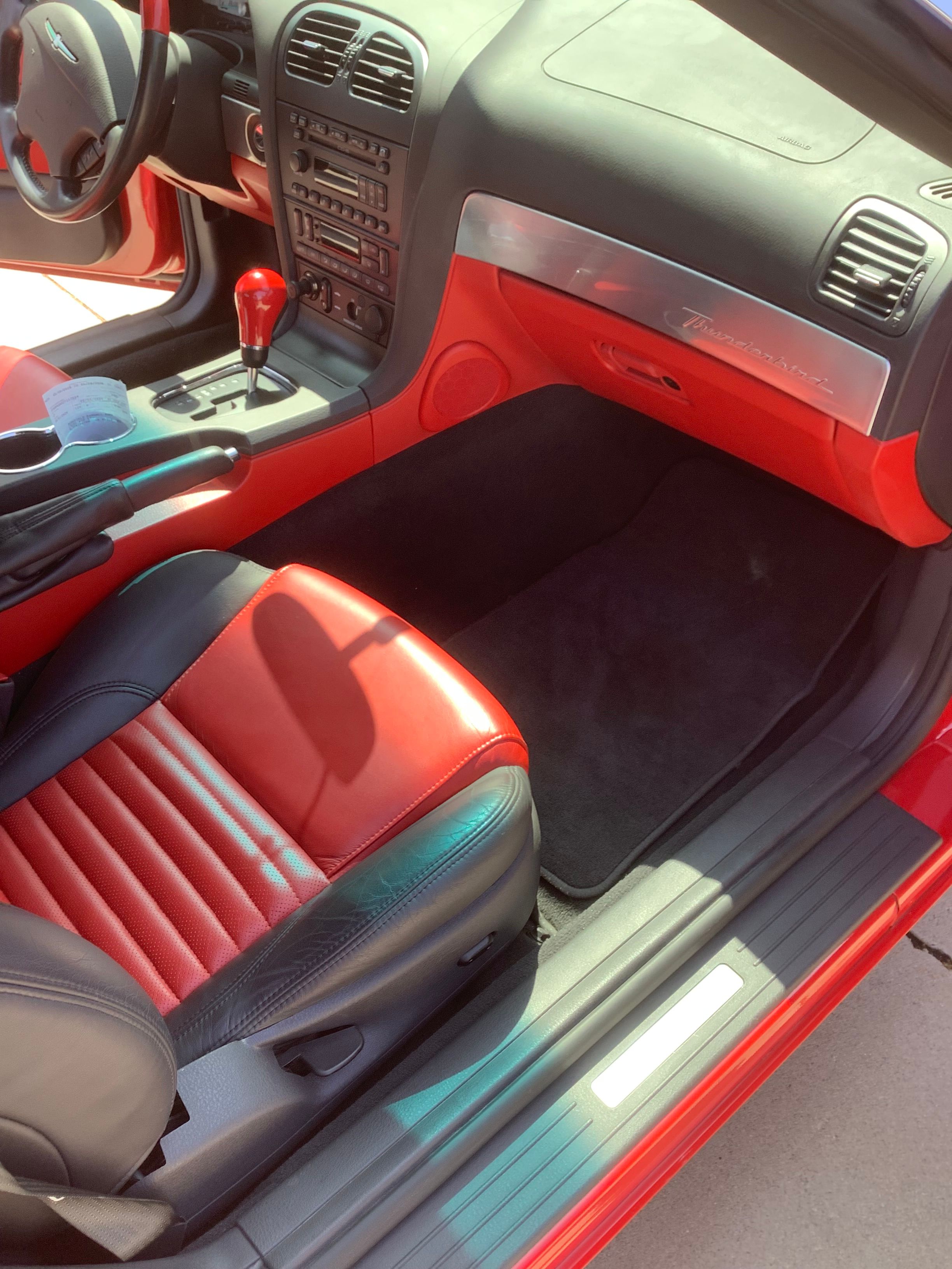 Used 2002 Ford Thunderbird RWD image 11