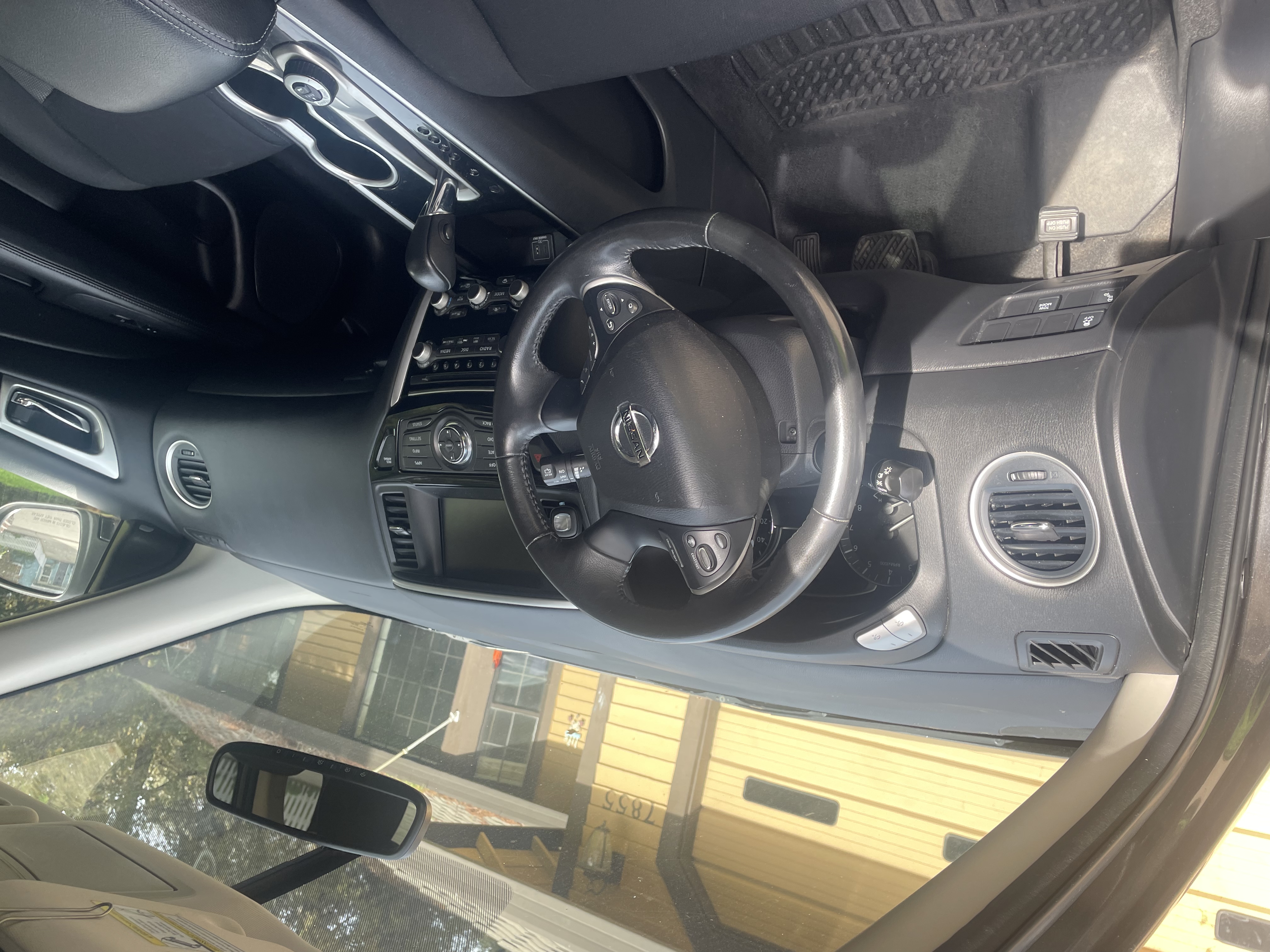 Used 2019 Nissan Pathfinder SV AWD/4WD image 9