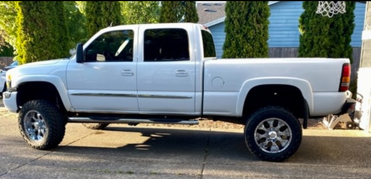 Used 2005 GMC Sierra 2500 SLT AWD/4WD image 6