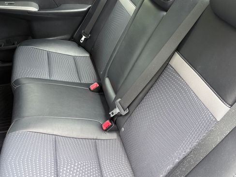 Used 2012 Toyota Camry SE FWD image 8
