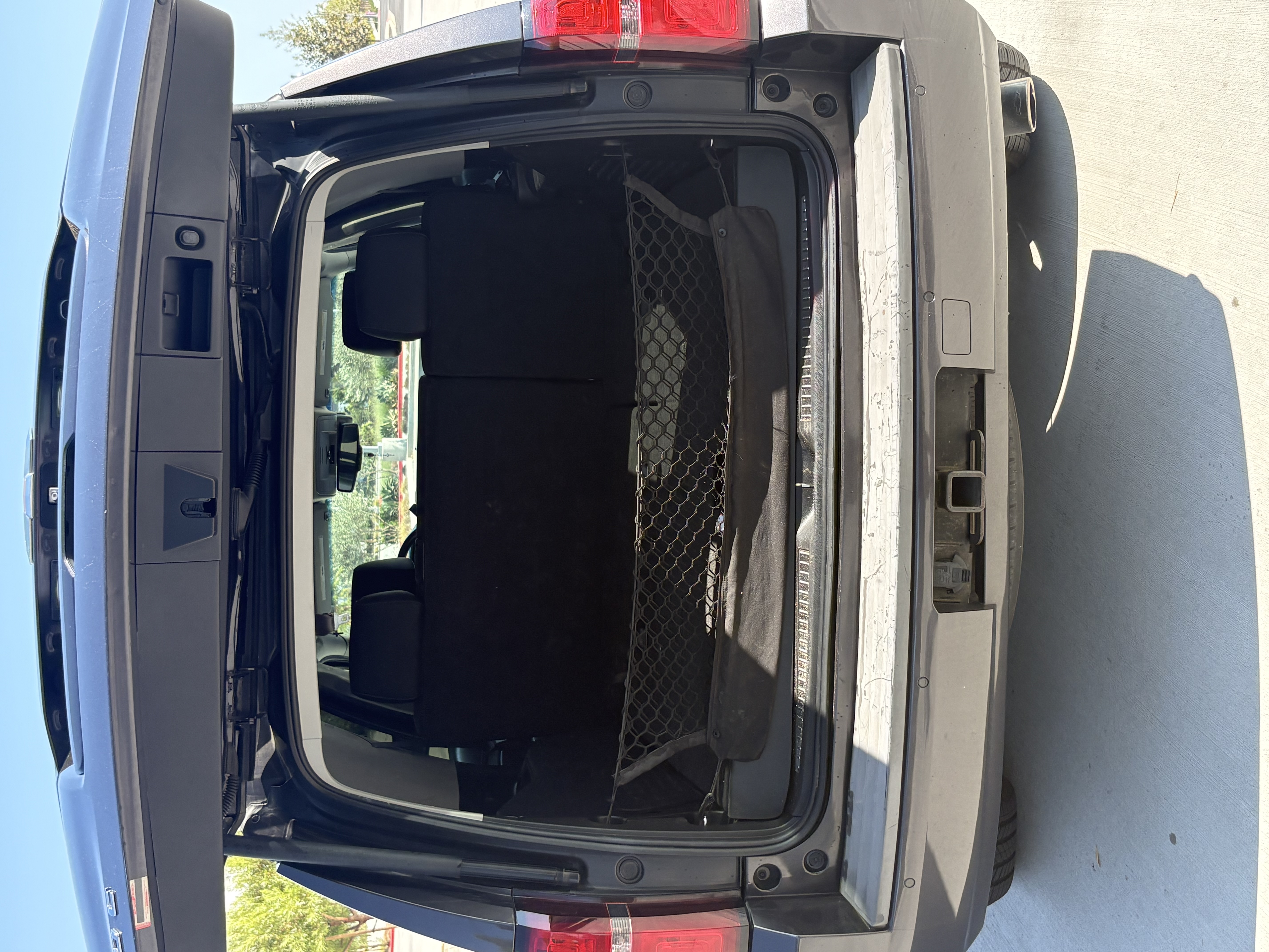 Used 2018 Chevrolet Tahoe LT w/ Max Trailering Package RWD image 10