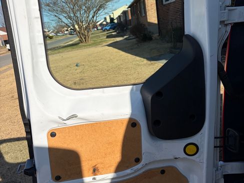 Used 2015 Ford Transit Connect XL image 14