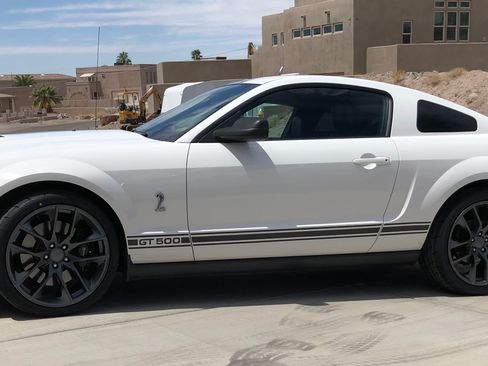 Used 2008 Ford Mustang Shelby GT500 image 1
