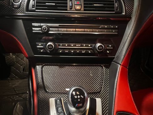 Used 2016 BMW M6 Convertible image 17