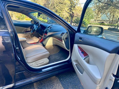 Used 2010 Lexus ES 350 image 20