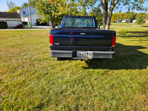 Used 1995 Ford F150 4x4 Regular Cab image 10