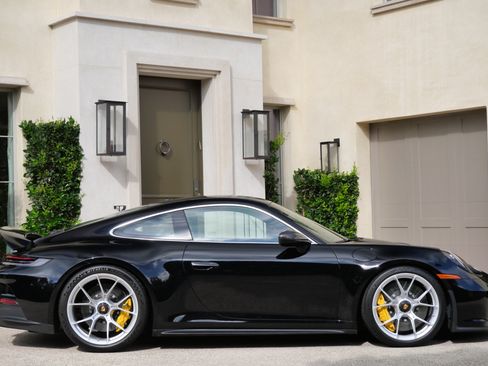 Used 2022 Porsche 911 GT3 image 8