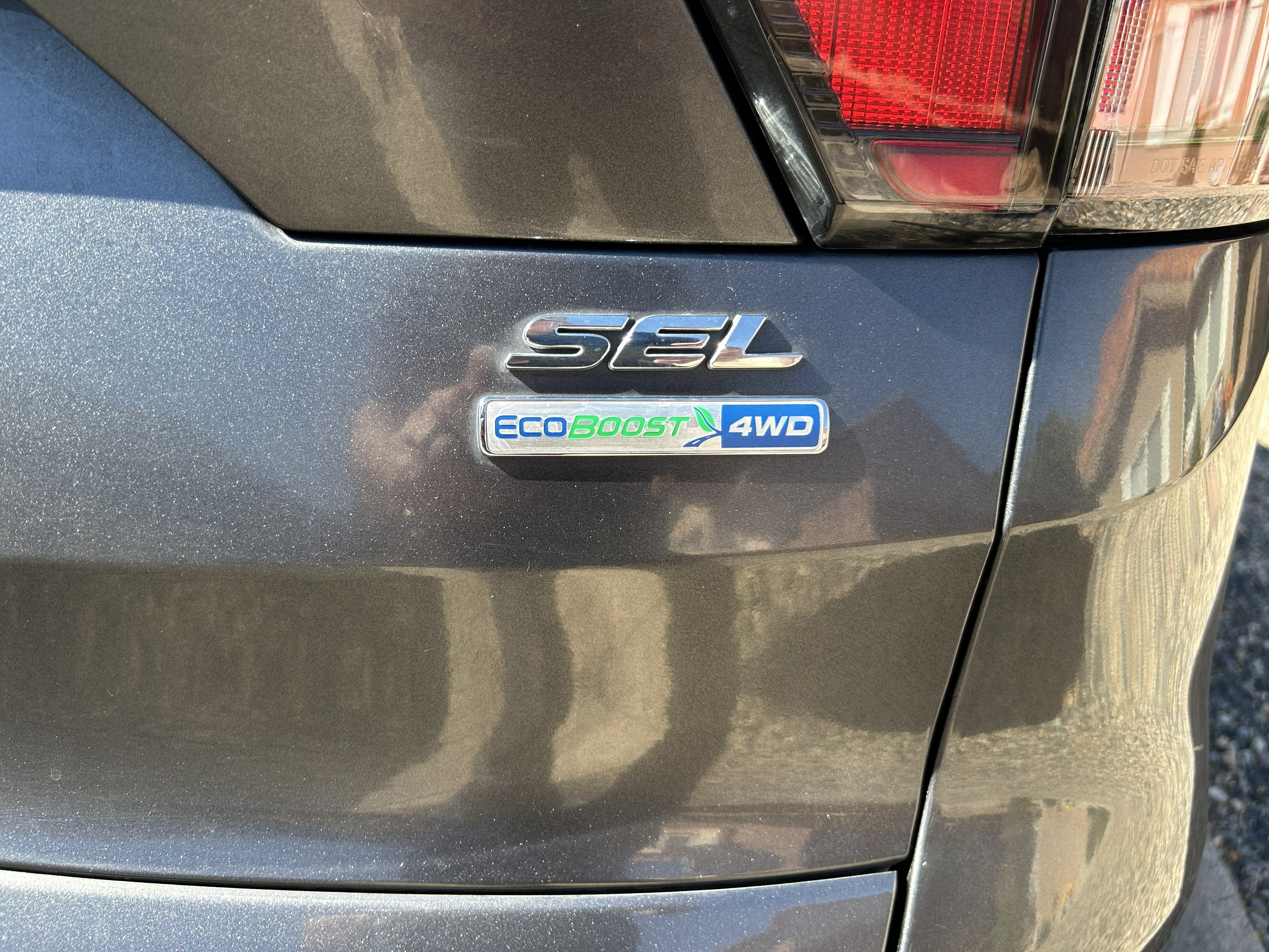 Used 2018 Ford Escape SEL AWD/4WD image 6