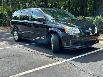 Used 2017 Dodge Grand Caravan SE w/ Power Window Group