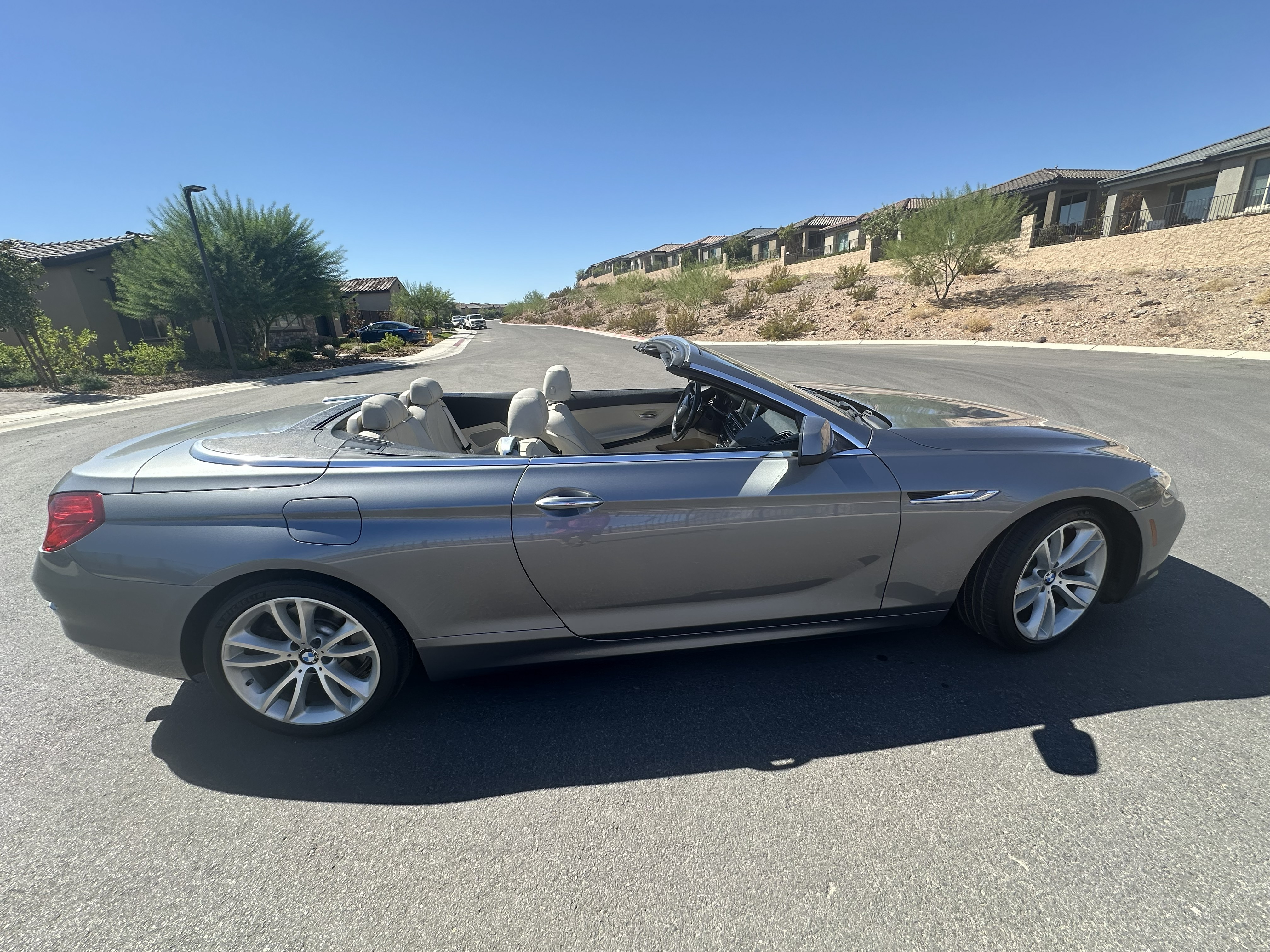 Used 2013 BMW 640i Convertible RWD image 10