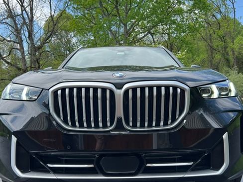 Used 2024 BMW X5 xDrive40i w/ Premium Package AWD/4WD image 22