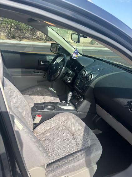 Used 2013 Nissan Rogue SV w/ Premium Pkg AWD/4WD image 16