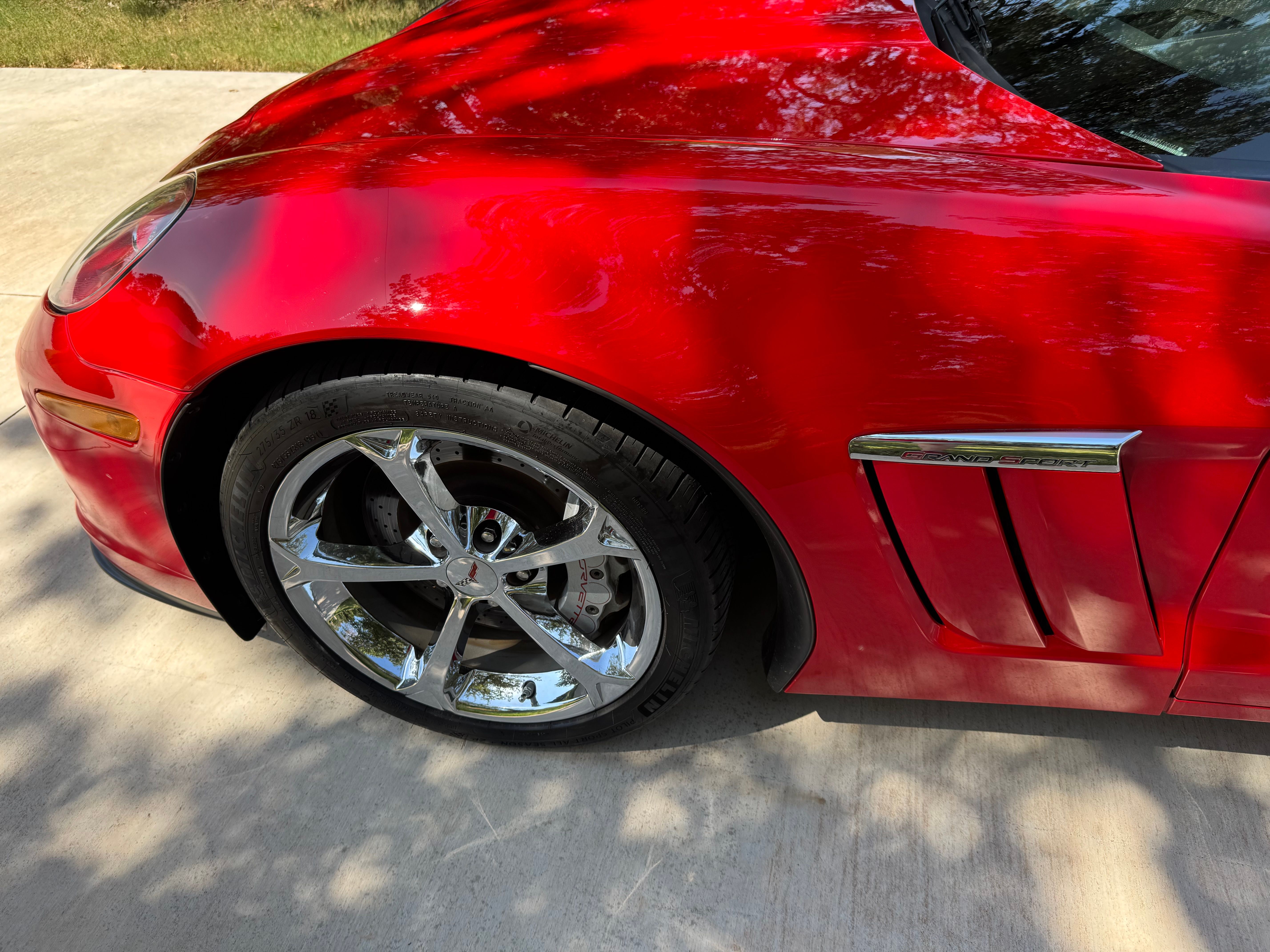 Used 2011 Chevrolet Corvette Grand Sport w/ Preferred Equipment Group RWD image 8