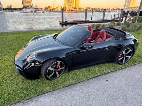 Used 2020 Porsche 911 Carrera image 5