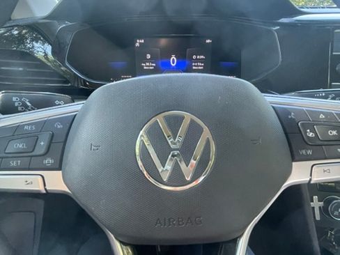 Used 2022 Volkswagen Taos S FWD image 10